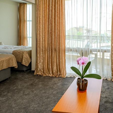 Paradise Hotel & Relax Center Pomorie Luaran gambar