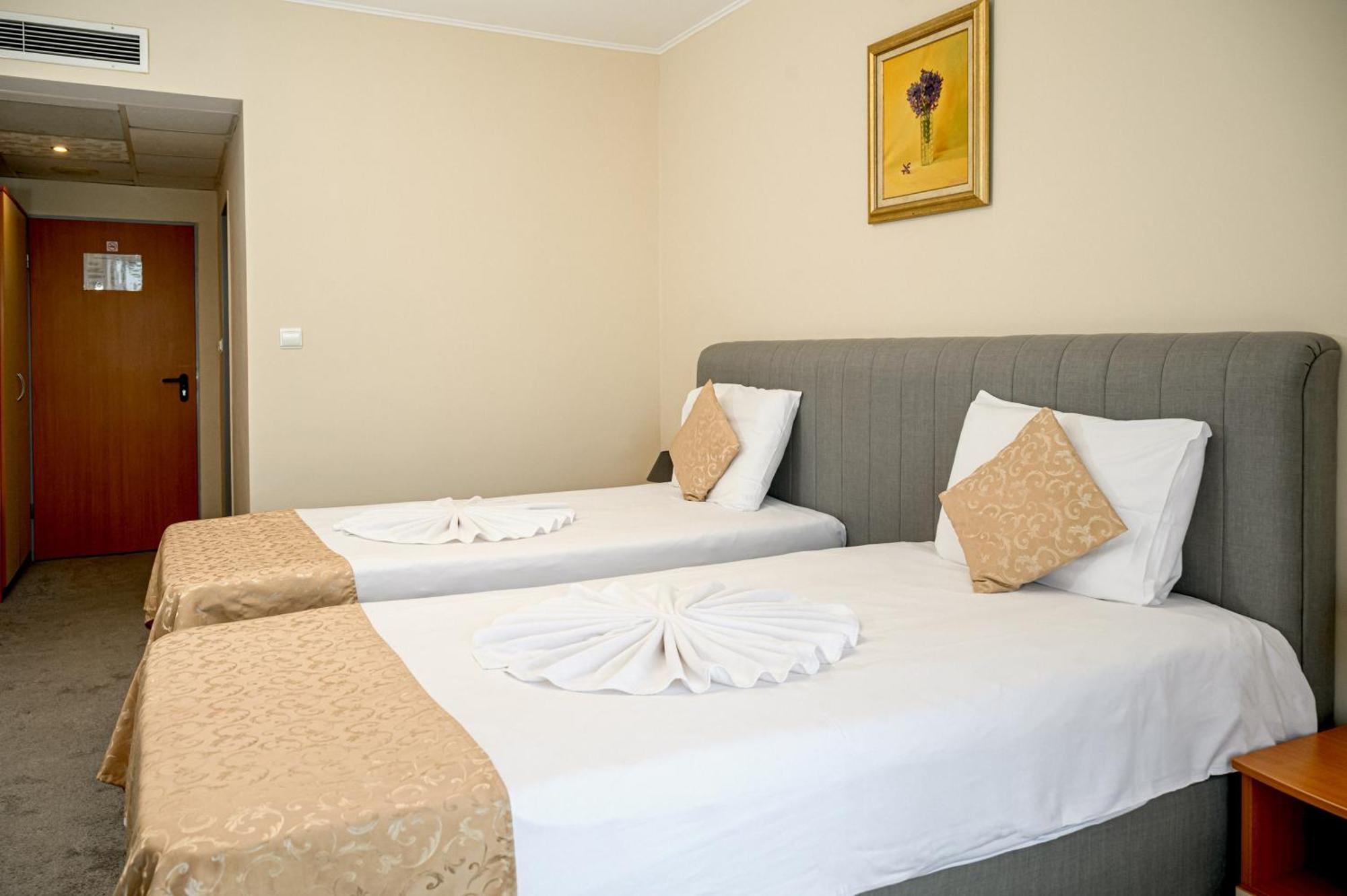 Paradise Hotel & Relax Center Pomorie Luaran gambar